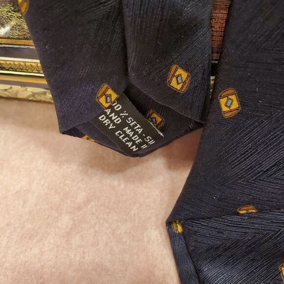 Take six luxury navy blue Tie - Picture 7 of 7